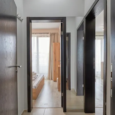 морски вълни- комплекс хоризонт, първа линия, безплатен паркинг Apartamento