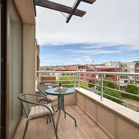 морски вълни- комплекс хоризонт, първа линия, безплатен паркинг Apartment *